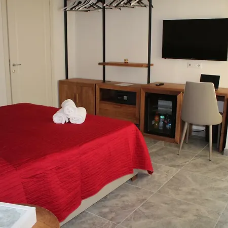 Poggiobonizio 3* פוג'יבונסי