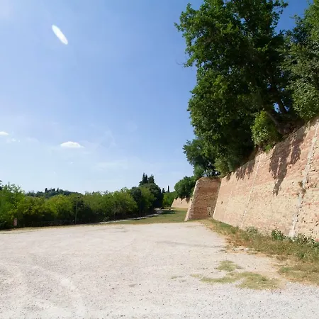 Poggiobonizio 3*