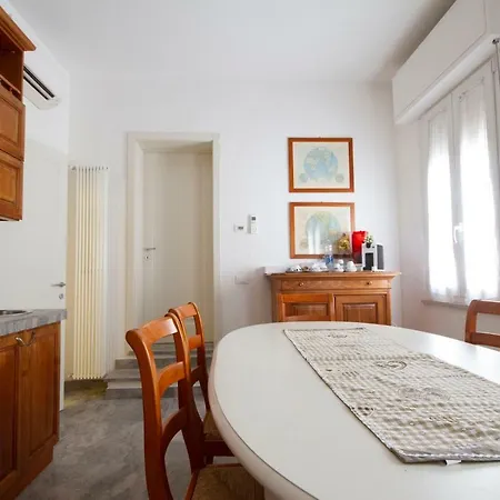 Bed & Breakfast Poggiobonizio 3*